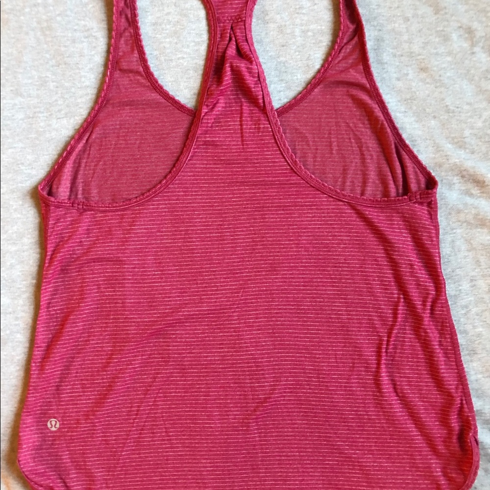 Lululemon 105 Singlet Tank size 10 EUC